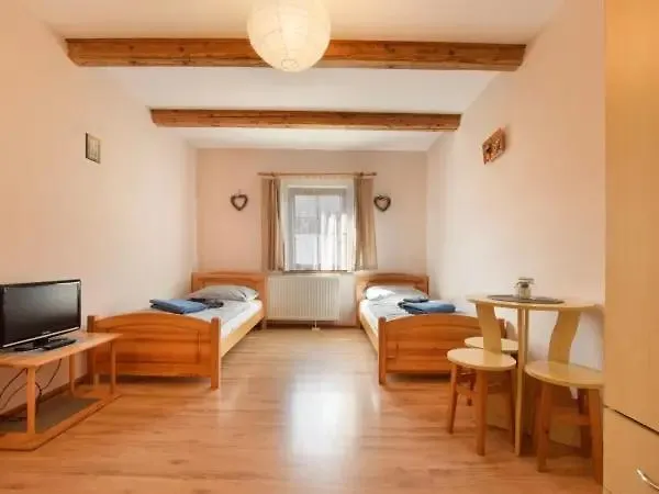 Stary Dom * شتوروك